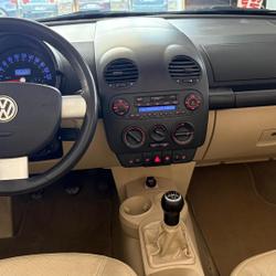 Volkswagen New Beetle cabriolet 2.0 115CH occasion - Soliers - photo 2/27