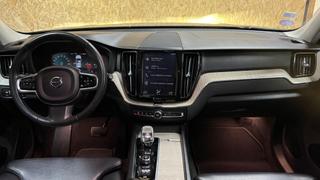 Volvo XC60  - photo 3