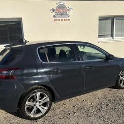 Peugeot 308 II Phase 2 Allure BlueHDi 100ch S&amp;S BVM6 occasion - Saint-Avaugourd-des-Landes - photo 2/4