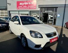 Kia Rio Saint-Brieuc