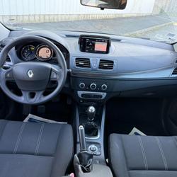 Renault Megane 3 Estate M&eacute;gane III 1.5 dCi 110 occasion - Les Ponts-de-C&eacute; - photo 3/5