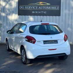 Peugeot 208 Active BlueHDi 100ch S&amp;S BVM5 occasion - Br&eacute;al-sous-Montfort - photo 3/17
