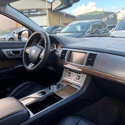 Jaguar XF 3.0 V6 D - 240 FAP occasion - Breuil-le-Vert - photo 2/10