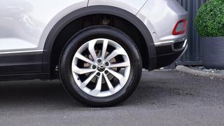 Volkswagen T-Roc  - photo 3