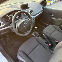 Renault Clio 3 Expression Clim Euro 5 dCi 75 eco2 occasion - Domloup - photo 3/5
