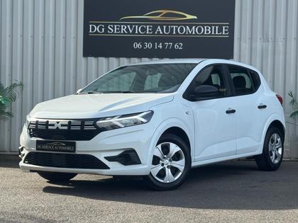 Dacia Sandero - Essential  SCe 65 - 10 990 €