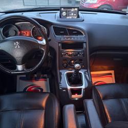 Peugeot 5008 Access 5pl 1.6 HDi 115ch FAP BVM6 occasion - Les Ponts-de-C&eacute; - photo 3/6