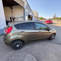 Ford Fiesta Ambiente 1.5 TDCi 75 FAP occasion - Saint-Vincent-sur-Graon - photo 3/6
