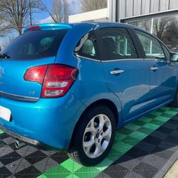 Citroen C3 Exclusive A VTi 120 occasion - Saint-Berthevin - photo 2/5