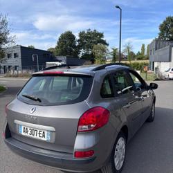 Renault Clio 3 Authentique 1.5 dCi 70 eco2 occasion - Saint-Sulpice-la-For&ecirc;t - photo 2/10