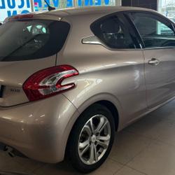 Peugeot 208 ALLURE 1.4L VTI 95CH occasion - Soliers - photo 3/19