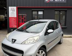 Peugeot 107 Urban 1.0e 12V 68ch BLUE LION