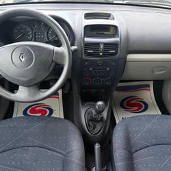 Renault Clio 2 1.2 occasion - Les Ponts-de-C&eacute; - photo 3/5