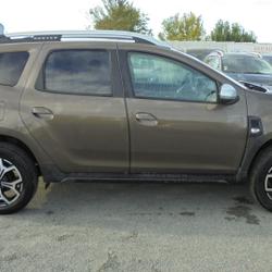 Dacia Duster Prestige dCi 110 4x2 occasion - Saint-L&eacute;ger-de-Montbrillais - photo 2/16