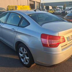 Citroen C5 2 Millenium HDi 110 FAP occasion - Ch&acirc;teaugiron - photo 2/8