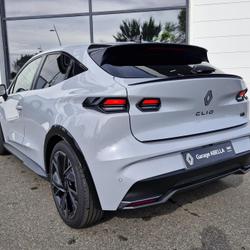 Renault Clio 6 esprit Alpine E-Tech full 160 ch occasion - Plaisance-du-Touch - photo 2/15