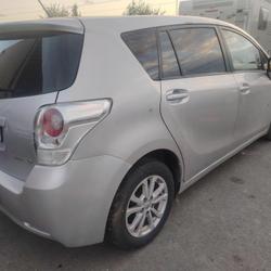 Toyota Verso Dynamic 126 D-4D 7pl FAP occasion - Ch&acirc;teaugiron - photo 3/7