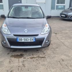 Renault Clio 3 Exception dCi 85 eco2 occasion - Mor&eacute;ac - photo 2/13