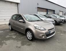 Renault Clio 3 Les Ponts-de-Cé