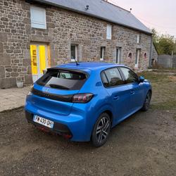 Peugeot 208 Allure PureTech 100 S&amp;S BVM6 occasion - Val-Couesnon - photo 2/2