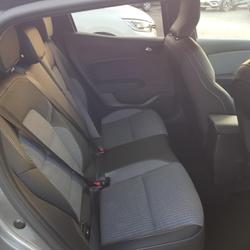 Renault Clio 5 Techno E-Tech full hybrid 145 ch GSR2 occasion - Ch&acirc;teaubourg - photo 3/18