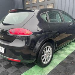 Seat Leon Style Ecomotive 1.6 TDI 105 FAP CR occasion - Saint-Berthevin - photo 2/5