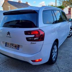 Citroen C4 Picasso BlueHDi 120 S&amp;S occasion - Saint-Jean-des-Champs - photo 2/5