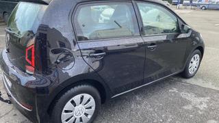 Volkswagen UP  - photo 3