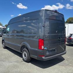 Volkswagen Crafter BUSINESS 35 L3H3 2.0 TDI 177 CH occasion - Mouilleron-le-Captif - photo 3/14