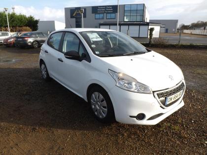 Peugeot 208 - Business Pack  1.4 HDi 68ch FAP BVM5 - 5 500 €