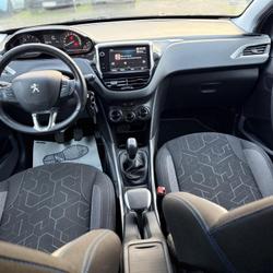 Peugeot 2008 Style 1.2 PureTech 82ch BVM5 occasion - Ch&acirc;teaugiron - photo 3/12