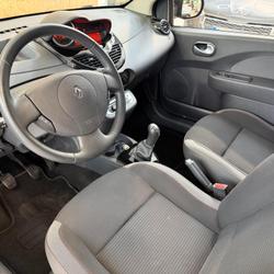 Renault Twingo 2 1.5 dCi 85 eco2 occasion - Qu&eacute;vert - photo 3/7