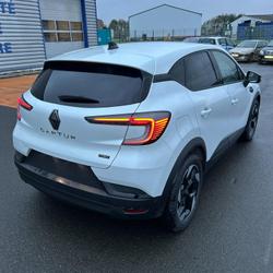 Renault Captur Techno E-Tech full hybrid 160 ch occasion - Broons - photo 3/5