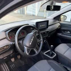 Dacia Jogger Extreme + TCe 110 7 places occasion - Yvr&eacute;-l'&Eacute;v&ecirc;que - photo 2/3