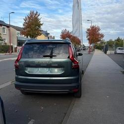 Dacia Jogger Extreme + TCe 110 7 places occasion - Yvr&eacute;-l'&Eacute;v&ecirc;que - photo 3/3