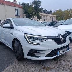 Renault Megane 4 Business M&eacute;gane IV Blue dCi 115 EDC - 21N occasion - Marolles-en-Brie - photo 2/27