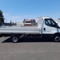 Iveco Daily CC 35 C 16H EMP 3750 QUAD-TOR BVM6 occasion - Mouilleron-le-Captif - photo 3/8