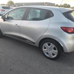 Renault Clio 4 Zen dCi 75 eco2 occasion - Mordelles - photo 3/7