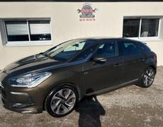 DS DS5 Saint-Avaugourd-des-Landes