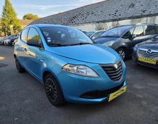 Lancia Ypsilon Romillé