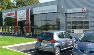 Informations: TOYOTA GUINGAMP - COBREDIA