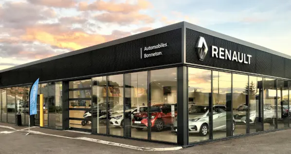 AUTOMOBILES BONNETON - LIEU DIT VARAMBON &agrave; SAINT-CLAIR-DU-RHONE (38)