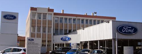 Informations: FORD ARLES