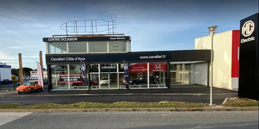 MG FREJUS - ROUTE NATIONALE 7 &agrave; PUGET-SUR-ARGENS (83)