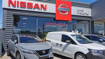 NISSAN ORANGE