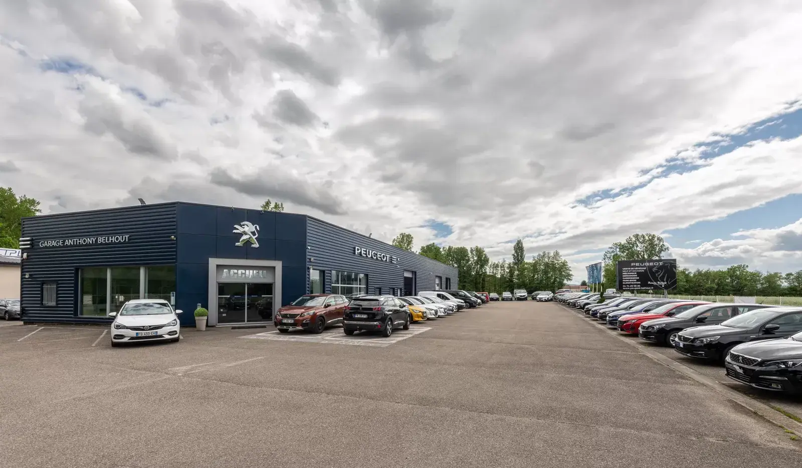 PEUGEOT Saint Savin / Bourgoin Jallieu - Garage BELHOUT  - 535 Route Pré Chatelain  &agrave; Saint-Savin (38)