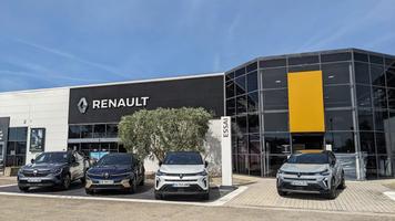 RENAULT ARLES