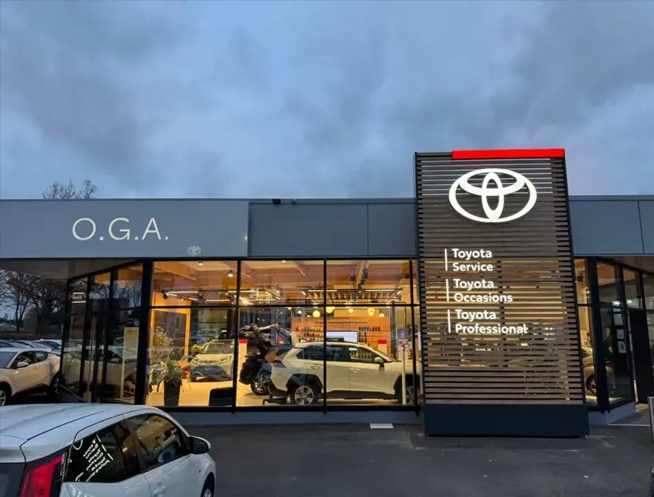 Informations: TOYOTA GCA SAUMUR