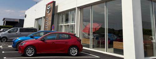 Informations: TOYOTA RIVERY GUEUDET 1880
