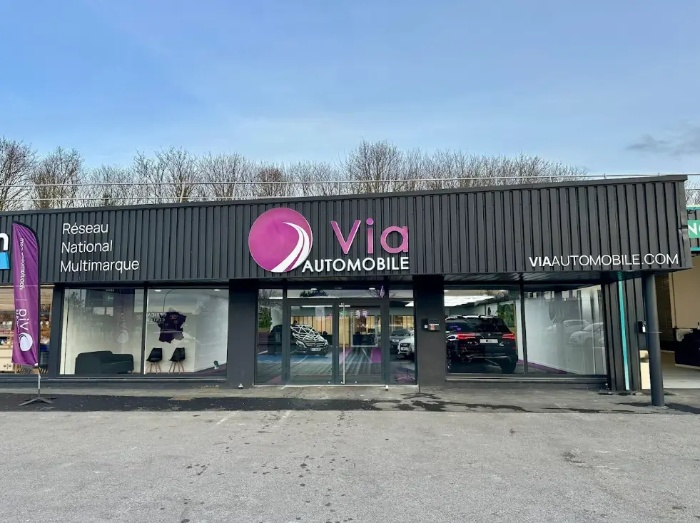 VIA AUTOMOBILE AMIENS - 8 avenue de l'arc &agrave; LONGUEAU (80)